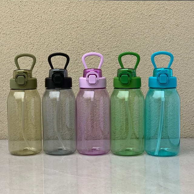 Large Capacity Plastic Sports Water Bottles with Straw Motivational Design for Sports and Presentations