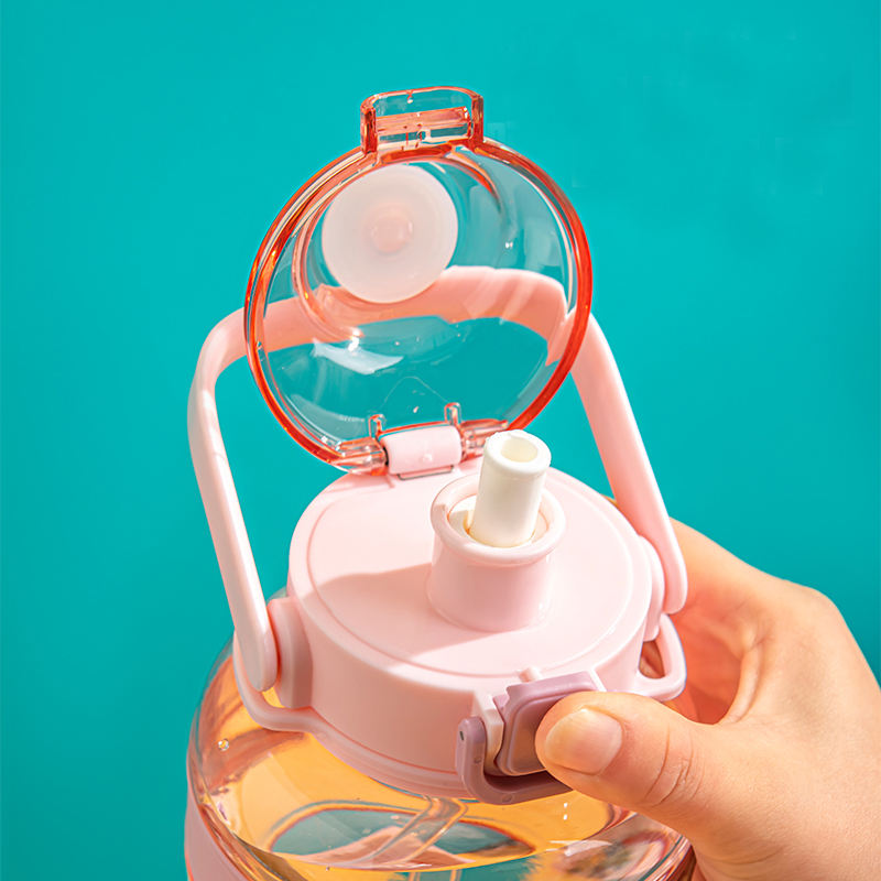 Portable Transparent Sports Drinkware Plastic Sip Water Bottles for Gym Use