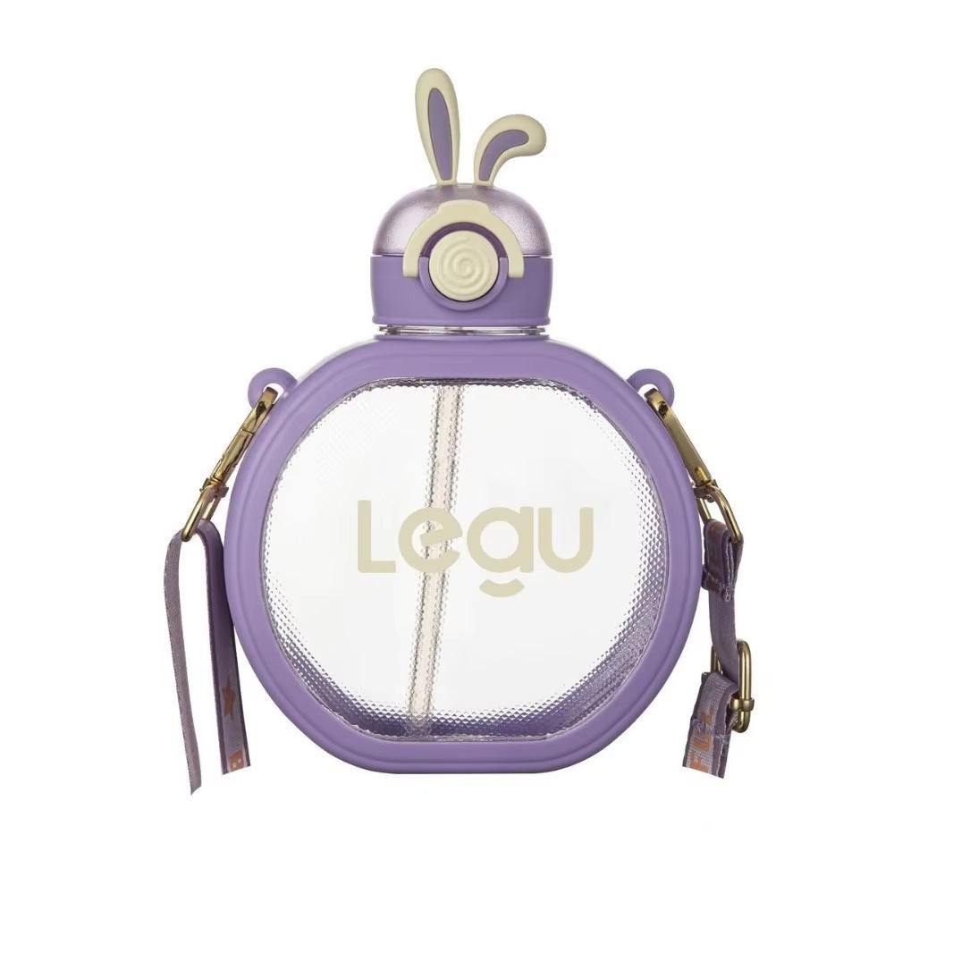 700ml Cartoon Cute Portable Vitality Plastic Sippy Bottle Candy-Colored Water-Resistant Heat-Resistant for Party Travel