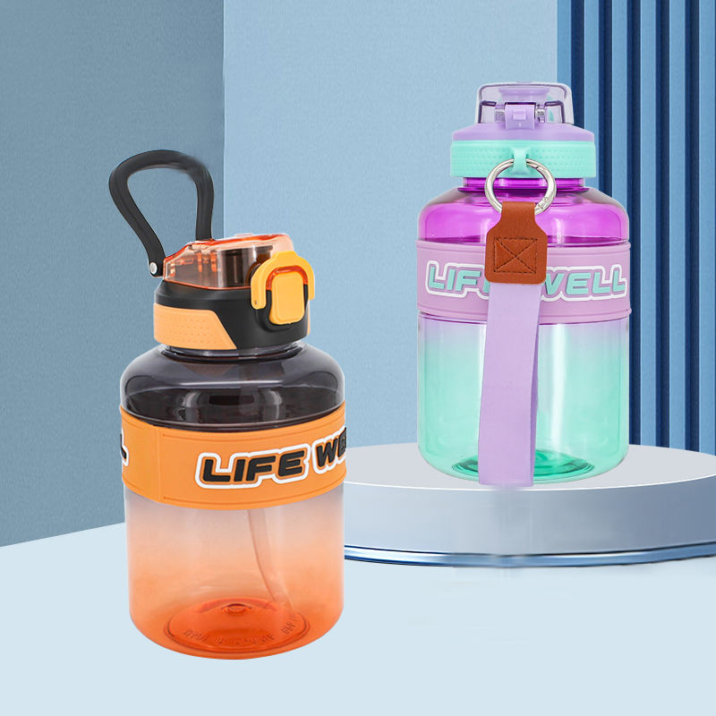 Large Capacity Portable Leakproof Plastic Drinkware Cute Water Bottles for Outdoor Sports