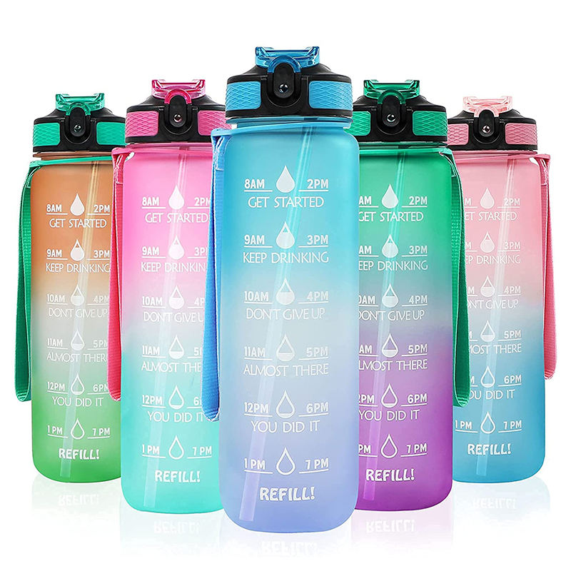 Eco-Friendly Sport Plastic Water Bottles with Straws for Presentations