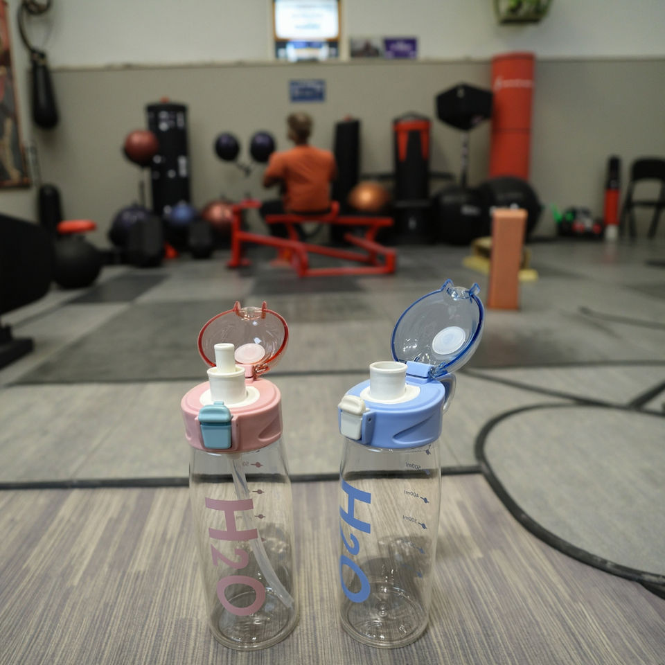 Creative Colorful Sports Plastic Drink Bottle Portable Handle Straw for Children's Outdoor Activities Camping Made Durable