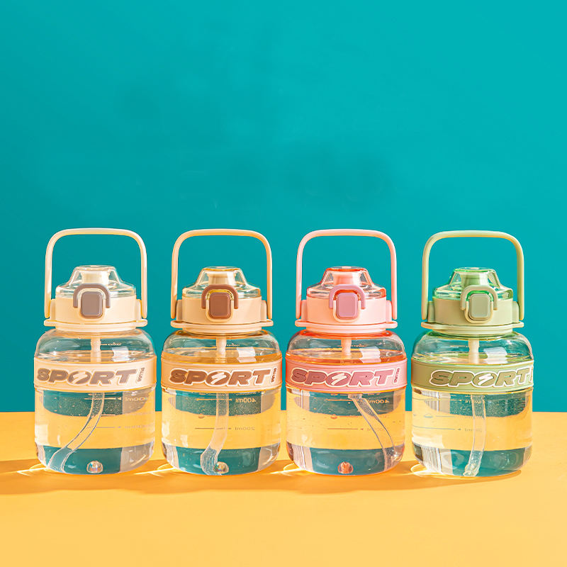 High-Temperature Resistant Solid Color Sports Water Bottle with Straw Outdoor Plastic Drinkware
