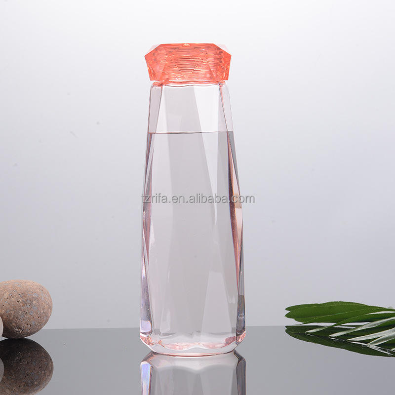 Creative Colorful BPA-Free 550ml Diamond Plastic Bottle High Borosilicate Portable for Direct Drinking for Hiking Giveaways