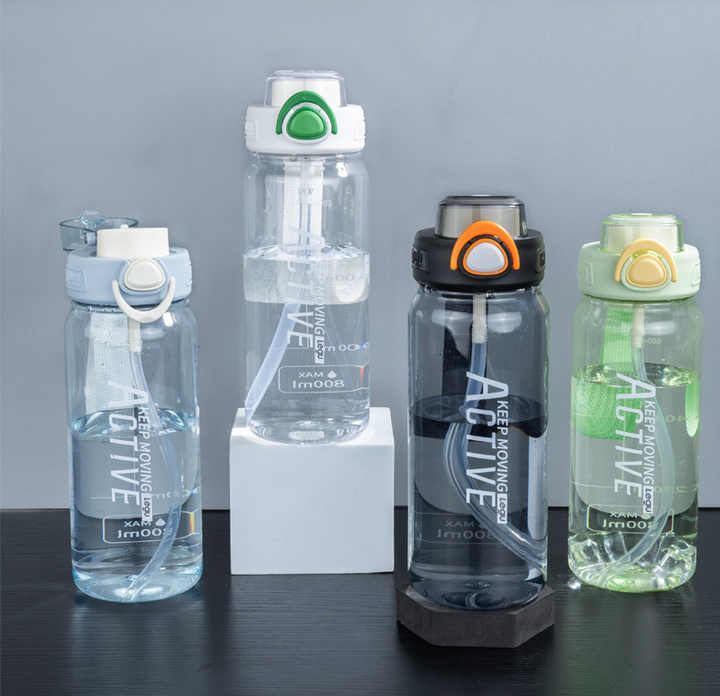 Sport Style for Outdoor Drinking Bottle New Large Capacity Water Bottle With Handle and Straw