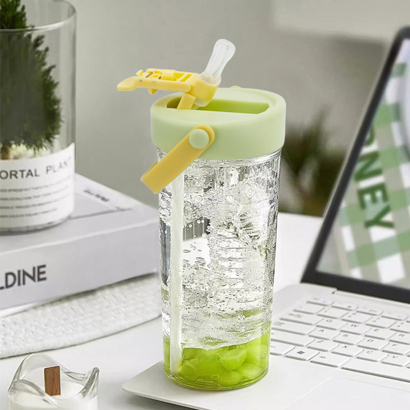 High Quality Portable Sippy Water Cups with Straw for Convenient Drinking for Presents