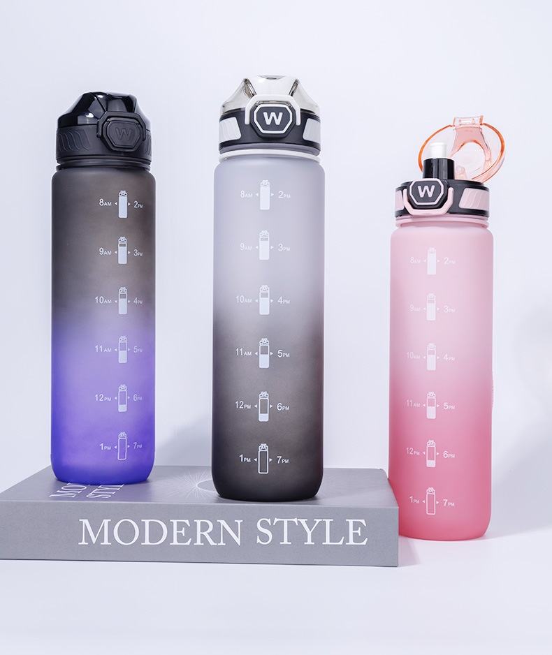 Custom Logo 1000ml 32 oz Tritan Sport Water Bottle BPA-Free Straw Flip Top with Time Marker Motivational Plastic Drinkware