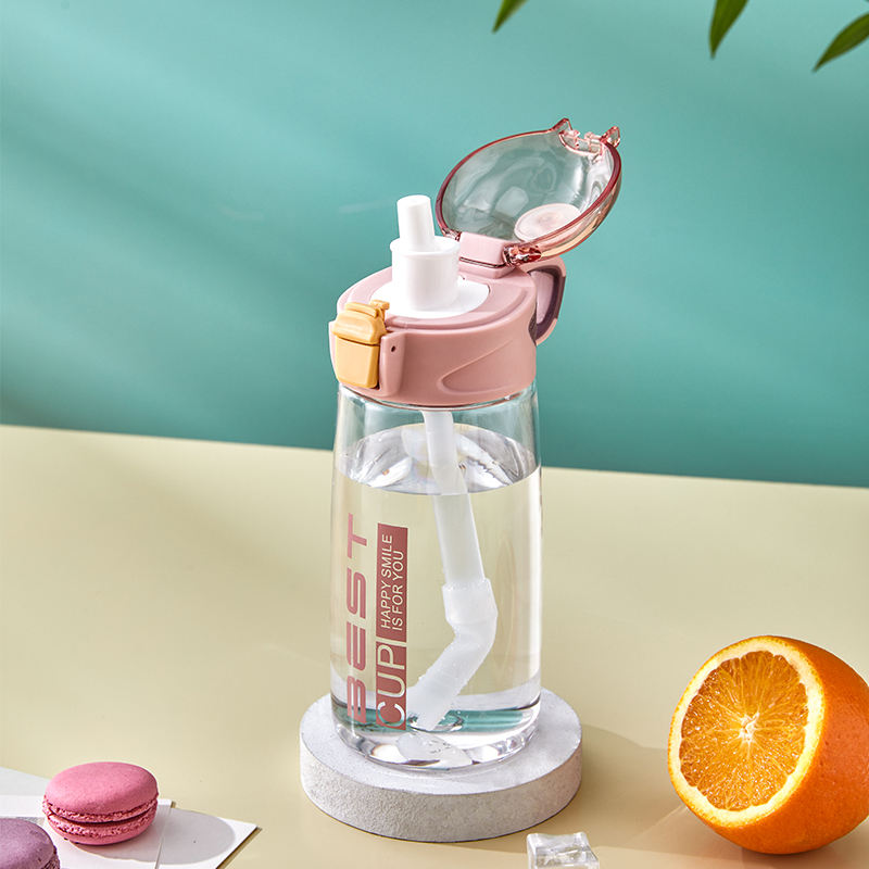 Customized Transparent Plastic Water Bottles with Straw for Direct or Boiling Water for Children's Camping Occasions