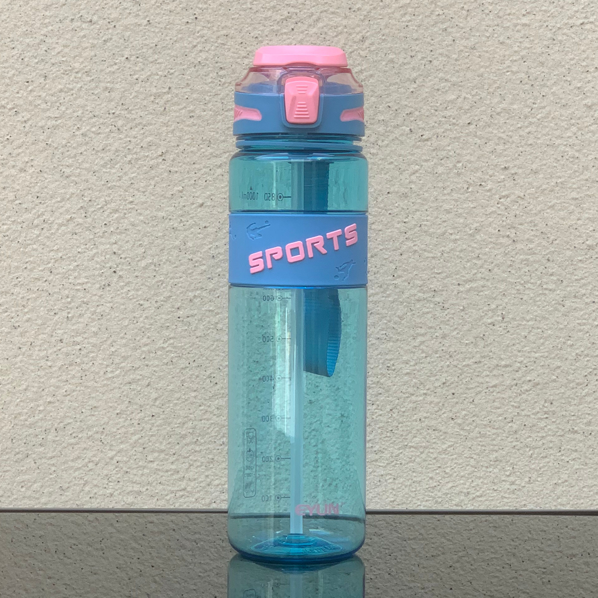 Factory Custom BPA-Free 28oz 32oz Sport Water Bottles Leakproof Lid with Straw for Presents