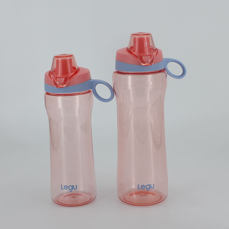 Wholesale 470ml Outdoor Sports Plastic Water Bottles Customized Design Direct Drinking BPA Free Drinkware