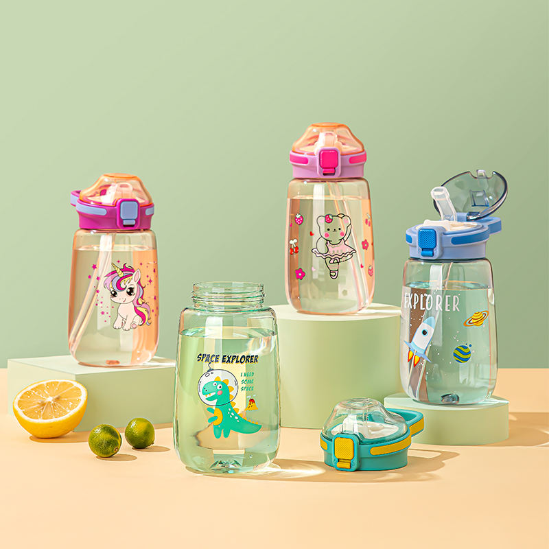 New Design 600ml Kids Plastic Water Bottles with Handle for Outdoor School Use