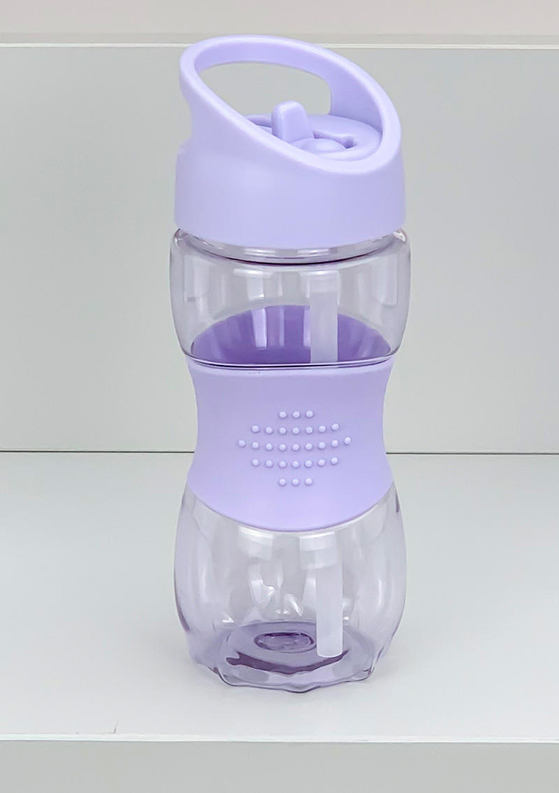 420ML BPA-Free Custom Logo Tritan Kids Water Bottle with Silicone Sleeve and Straw for Camping and Boiling Water