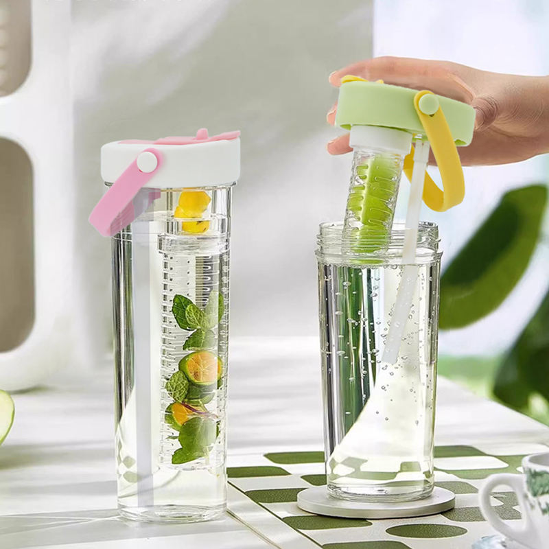 Wholesale Portable Plastic Drinkware Cups with Tea Divider and Straw Colorful Design for Gifts and Presents