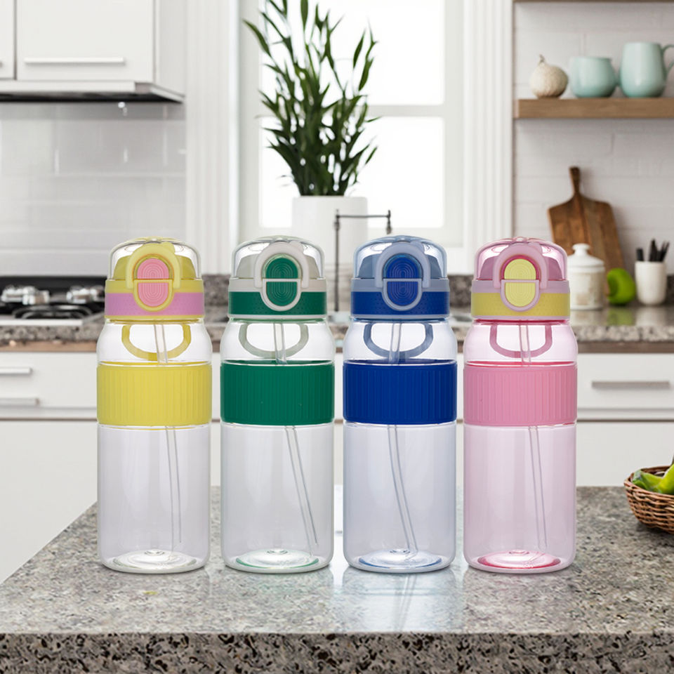 Plastic Sport Water Bottle With Carrying Loop and Silicone Straw Tritan Bottle