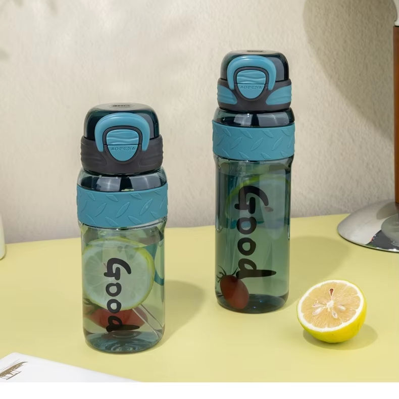 Multi-color and Multi-size Plastic Water Bottles With Hanging Rope for Direct Drinking Straw Drinking